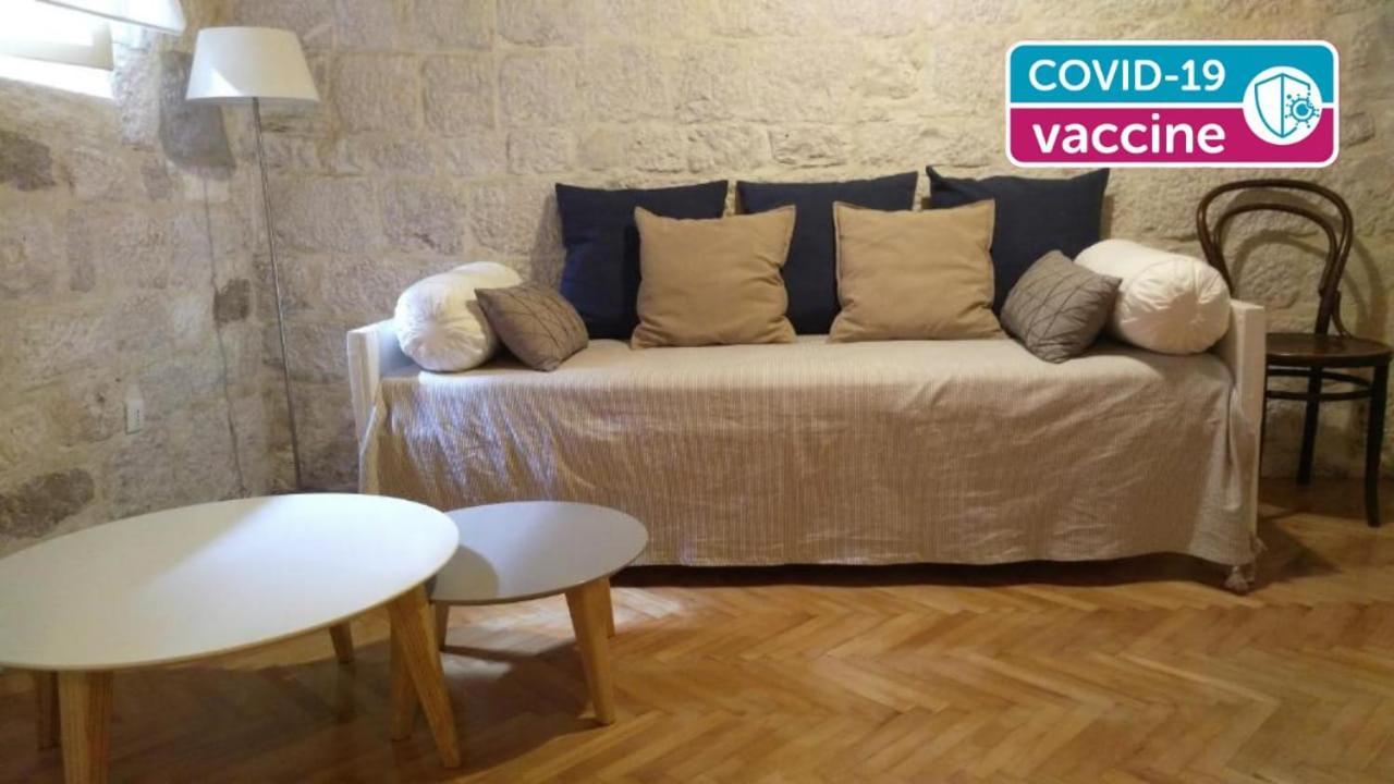 Rooms Livia Trogir Exteriér fotografie
