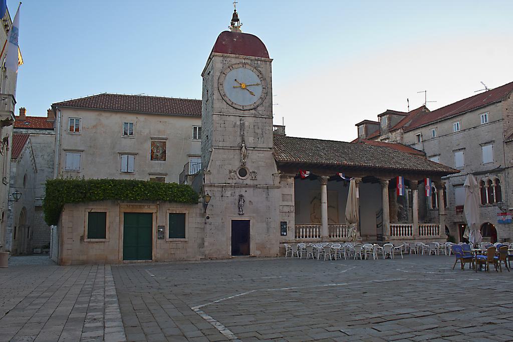 Rooms Livia Trogir Exteriér fotografie