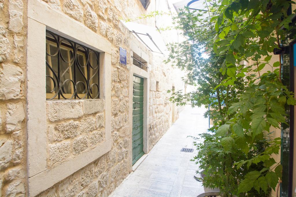 Rooms Livia Trogir Exteriér fotografie